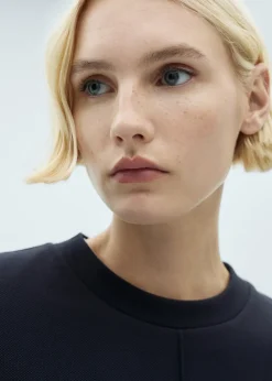 MANGO Swetry I Kardigany*Bluza oversize z przeszyciami