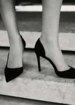 MANGO Buty*Buty na obcasie z asymetryczną cholewką