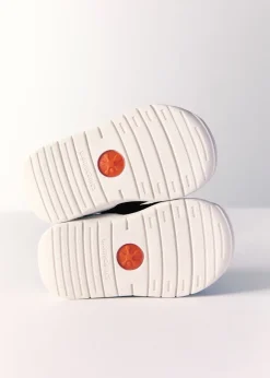 Dzieci MANGO Buty|Buty*Buty sportowe ze skóry biomecanics