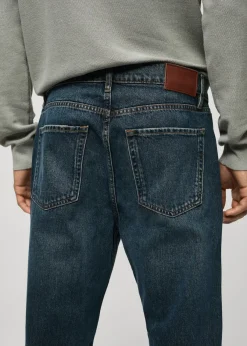 MANGO Dżinsy*Ciemne jeansy straight fit z efektem zużycia