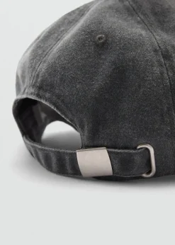 MANGO Więcej Akcesoriów*Czapka z ozdobnym haftem