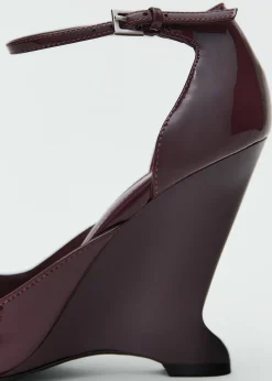 MANGO Akcesoria Skórzane*Czółenka skórzane na wygiętym koturnie