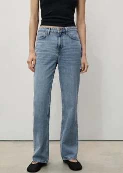 MANGO Dżinsy*Dżinsy Matilda o prostym kroju ze średnim stanem