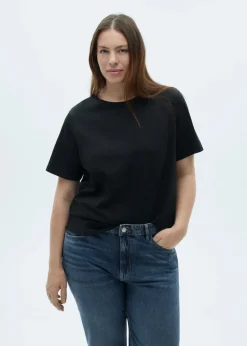 MANGO Dżinsy*Dżinsy Matilda o prostym kroju ze średnim stanem