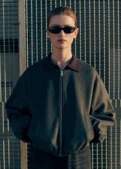 MANGO Dżinsy*Dżinsy Miami o prostym kroju ze średnim stanem