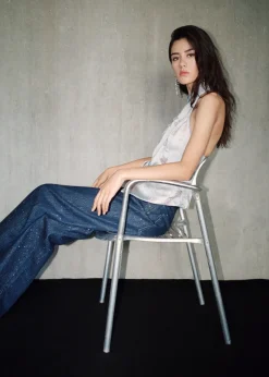 MANGO Dżinsy*Dżinsy o prostym kroju rinse wash z błyszczącym wykończeniem