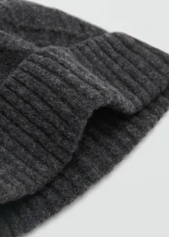 MANGO Więcej Akcesoriów*Dzianinowa czapka