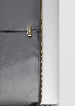 MANGO Więcej Akcesoriów*Etui na laptopa z dekoracyjnymi szwami
