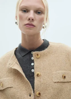 MANGO Kurtki|Swetry I Kardigany*Kardigan z prążkowanej dzianiny na guziki