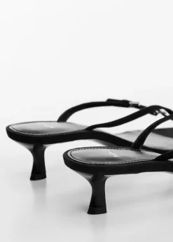 MANGO Buty*Klapki na obcasie z klamerkami