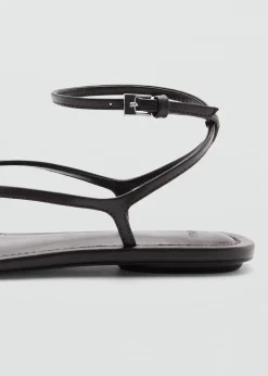 MANGO Buty*Klapki z klamrami na paskach