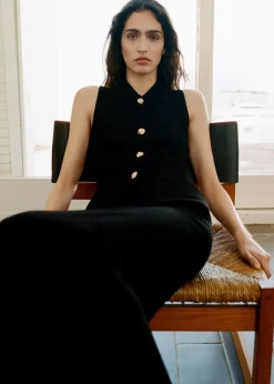 MANGO Kamizelki*Knitted vest with jewel buttons