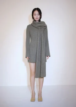 MANGO Sukienki I Kombinezony*Krótka prążkowana sukienka