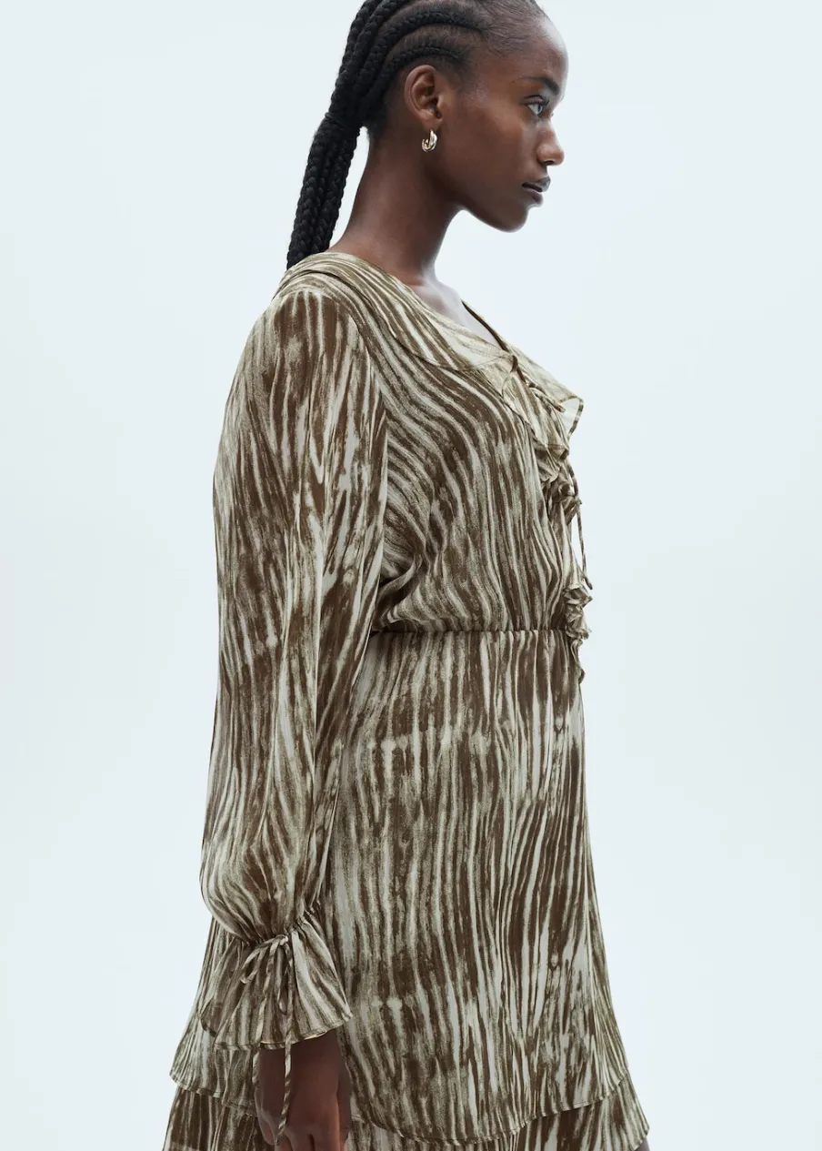 MANGO Sukienki I Kombinezony*Krótka sukienka z nadrukiem i falbankami