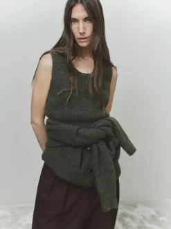 MANGO Topy|Kamizelki*Krótki top z dzianiny