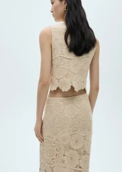 MANGO Topy*Krótki top z dzianiny szydełkowej z motywem kwiatów