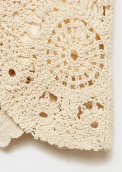 MANGO Topy*Krótki top z dzianiny szydełkowej z motywem kwiatów