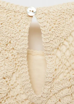 MANGO Topy*Krótki top z dzianiny szydełkowej z motywem kwiatów