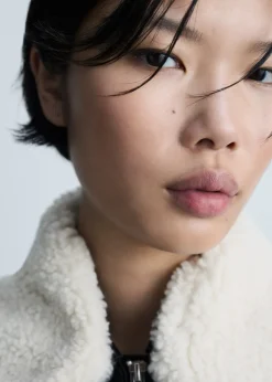 MANGO Kurtki*Kurtka z odpinanym kołnierzem z baranka