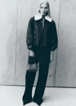 MANGO Kurtki*Kurtka z odpinanym kołnierzem z baranka