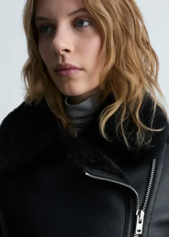 MANGO Płaszcze|Kurtki*Kurtka ze sztucznej skóry z kożuszkiem