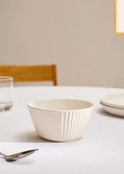 MANGO Zastawa Stołowa|Miski*Miska z kamionki z wypukłym wzorem w fale