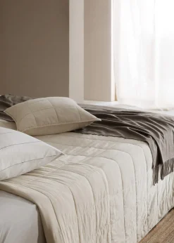 MANGO Kapy*Narzuta bawełniana pikowana 130/150 cm