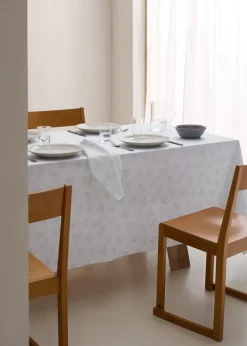 MANGO Obrusy*Obrus z 100% bawełny z kwiatowym motywem 170 x 250 cm