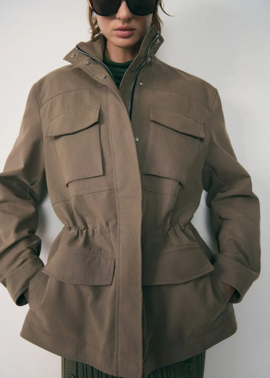 MANGO Płaszcze|Kurtki*Parka z kieszeniami i wysokim kołnierzem