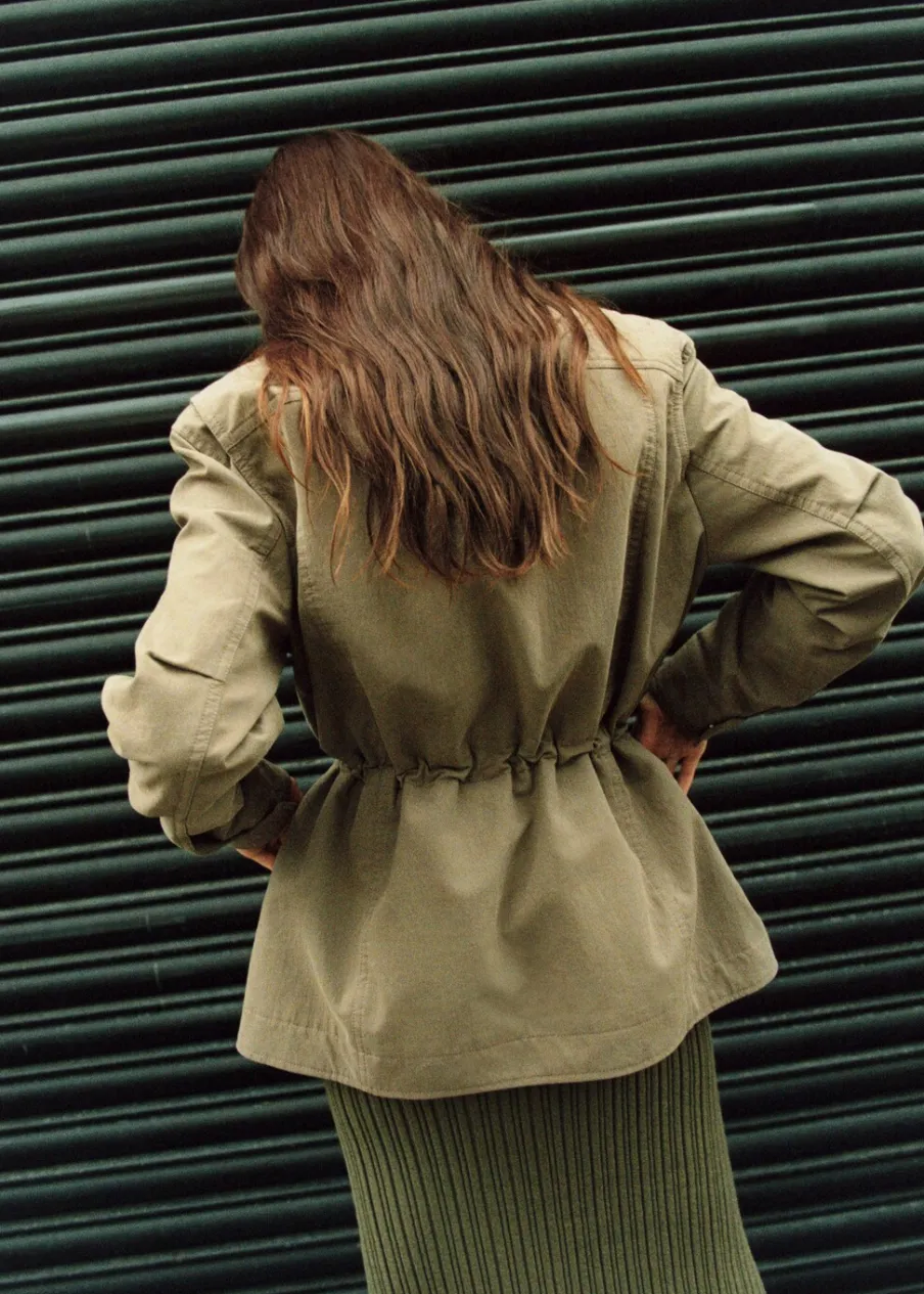 MANGO Płaszcze|Kurtki*Parka z kieszeniami i wysokim kołnierzem