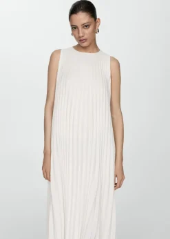 MANGO Sukienki I Kombinezony*Plisowana sukienka o rozszerzanym kroju