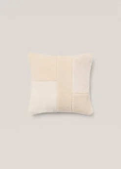 MANGO Poszewki Na Jaśki|Poszewki Na Jaśki*Poszewka na jaśka z geometryczną teksturą