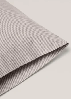 MANGO Poszewki Na Poduszki*Poszewka na poduszkę z bawełnianej flaneli w paski 45 x 110 cm
