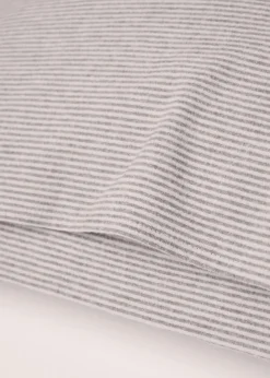 MANGO Poszewki Na Poduszki*Poszewka na poduszkę z bawełnianej flaneli w paski 60 x 60 cm