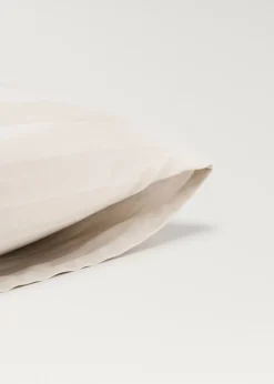 MANGO Poszewki Na Poduszki*Poszewka na poduszkę z satyny w drobne paski 50 x 75 cm