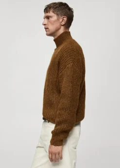 MANGO Kardigany I Swetry*Prążkowany sweter z dekoltem pod szyję