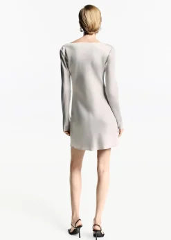 MANGO Sukienki I Kombinezony*Satynowa sukienka z drapowanym dekoltem