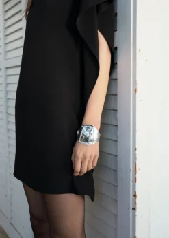 MANGO Sukienki I Kombinezony*Short asymmetric sleeve dress