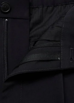 MANGO Spodnie*Spodnie regular fit z lejącej tkaniny z zaszewkami