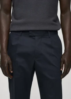 MANGO Spodnie*Spodnie slim fit z bawełny z zaszewkami