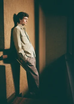 MANGO Spodnie*Spodnie z zaszewkami i podwiniętymi nogawkami