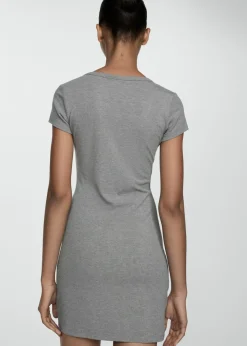 MANGO Sukienki I Kombinezony*Sukienka o taliowanym kroju z dzianiny