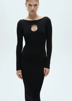 MANGO Sukienki I Kombinezony*Sukienka z dzianiny z metalowym elementem