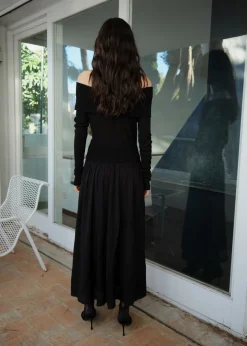 MANGO Sukienki I Kombinezony*Sukienka z dzianiny z odkrytymi ramionami