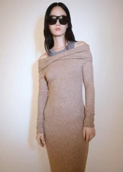 MANGO Sukienki I Kombinezony*Sukienka z dzianiny z odkrytymi ramionami