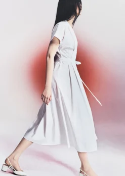 MANGO Sukienki I Kombinezony*Sukienka z fałdami i wiązaniem