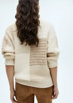 MANGO Swetry I Kardigany*Sweter z półgolfem i patchworkiem