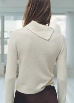 MANGO Swetry I Kardigany*Sweter z wykładanym kołnierzem