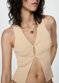 MANGO Topy*Top rozcięty detal